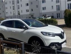 Weiß Gebraucht 2016 Renault Kadjar Bose Edition SUV | 13.000 € (Etwas zu teuer)