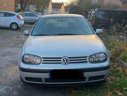 Silber Gebraucht 1999 VW Golf IV Limousine | 750 € (Superpreis)