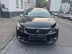 Schwarz Gebraucht 2017 Peugeot 2008 Style SUV | 9.999 € (Fairer Preis)