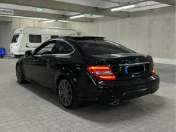 Schwarz Gebraucht 2012 Mercedes C250 AMG line Coupé | 9.350 € (Fairer Preis)