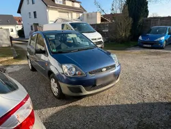 Blau Gebraucht 2006 Ford Fiesta Kleinwagen | 1.550 € (Fairer Preis)