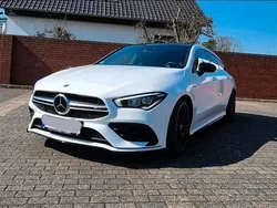 Weiß Gebraucht 2021 Mercedes CLA35 AMG Shooting Brake AMG Kombi | 40.890 € (Etwas zu teuer)