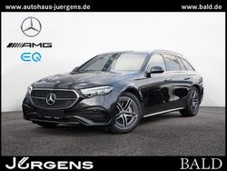Grau graphitgrau metallic Gebraucht 2024 Mercedes E300 AMG Kombi | 51.880 € (Superpreis)