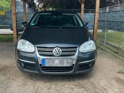 Schwarz Gebraucht 2006 VW Jetta Limousine | 2.750 € (Fairer Preis)
