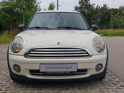 Weiß Gebraucht 2009 Mini Cooper Kleinwagen | 4.465 € (Guter Preis)