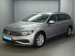 Pyritsilber (metallic) Gebraucht 2022 VW Passat Basis Kombi | 23.470 € (Fairer Preis)