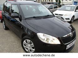 Schwarz Gebraucht 2014 Skoda Roomster Plus Edition Van / Kleinbus | 7.950 €