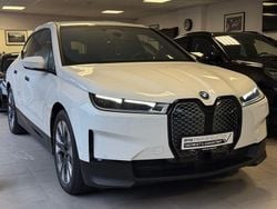 Weiß Gebraucht 2022 BMW iX SUV | 42.970 € (Superpreis)