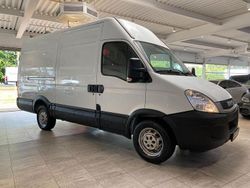 Weiß Gebraucht 2010 Iveco Daily Van / Kleinbus | 7.490 € (Guter Preis)