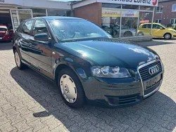 Grün Gebraucht 2004 Audi A3 Sportback Attraction Limousine | 4.550 € (Fairer Preis)