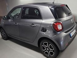 Grau Gebraucht 2018 Smart ForFour Prime Kleinwagen | 11.700 € (Fairer Preis)