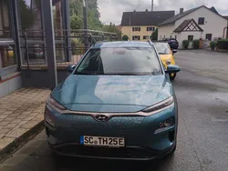 Blau Gebraucht 2020 Hyundai Kona Trend SUV | 18.000 € (Guter Preis)