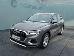 Grau Gebraucht 2024 Audi Q3 SUV | 39.449 € (Fairer Preis)