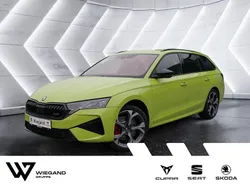 Grün Neu 2025 Skoda Octavia RS Kombi | 40.890 € (Guter Preis)