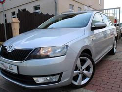 Silber Gebraucht 2014 Skoda Rapid Drive Kombi | 9.999 € (Fairer Preis)