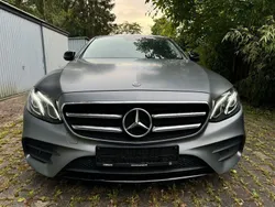 Grau Gebraucht 2018 Mercedes E450 Avantgarde Limousine | 42.450 €