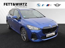 Portimao blau metallic Gebraucht 2024 BMW 218 Comfort Edition Van / Kleinbus | 27.400 € (Guter Preis)