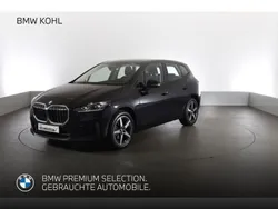 Schwarz Gebraucht 2024 BMW 218 Active Tourer Comfort Edition Van / Kleinbus | 32.920 € (Fairer Preis)