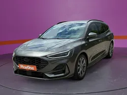 Grau Gebraucht 2024 Ford Focus ST-Line X Kombi | 22.960 € (Guter Preis)