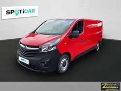 Magmarot (rot) Gebraucht 2018 Opel Vivaro Van | 18.998 € (Fairer Preis)
