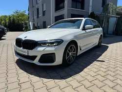 Weiß Gebraucht 2021 BMW 530 M Sport Kombi | 30.590 € (Superpreis)