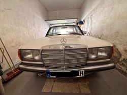 Weiß Gebraucht 1984 Mercedes E230 Limousine | 5.000 €