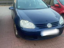 Blau Gebraucht 2005 VW Golf V Kleinwagen | 3.999 € (Fairer Preis)
