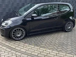 Schwarz Gebraucht 2020 VW up! Kleinwagen | 8.999 € (Fairer Preis)