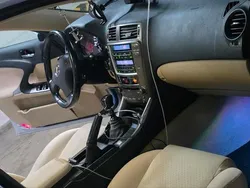 Weiß Gebraucht 2008 Lexus IS220d Limousine | 5.350 € (Fairer Preis)