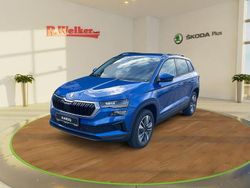 Raceblau metallic Neu 2025 Skoda Karoq Tour SUV | 44.700 €