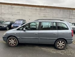Silber Gebraucht 2004 Opel Zafira Njoy Van / Kleinbus | 1.790 € (Fairer Preis)