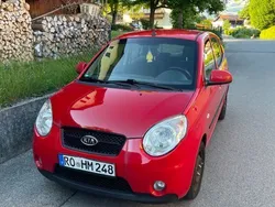 Rot Gebraucht 2011 Kia Picanto Kleinwagen | 1.850 € (Fairer Preis)