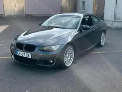 Grün Gebraucht 2007 BMW 325 Shadowline Coupé | 9.500 €