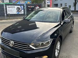 Schwarz Gebraucht 2016 VW Passat Kombi | 6.500 €