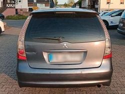 Grau Gebraucht 2005 Mitsubishi Grandis Van / Kleinbus | 1.000 € (Superpreis)