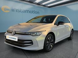 Weiß Gebraucht 2025 VW Golf VIII Kleinwagen | 25.249 € (Fairer Preis)