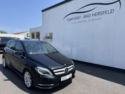 Schwarz Gebraucht 2013 Mercedes B180 Van / Kleinbus | 14.999 € (Fairer Preis)