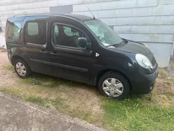 Schwarz Gebraucht 2010 Renault Kangoo Van / Kleinbus | 3.200 € (Etwas zu teuer)