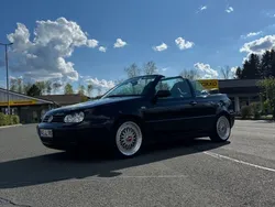 Schwarz Gebraucht 2000 VW Golf Cabriolet Conceptline Cabrio | 4.399 € (Fairer Preis)