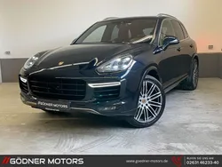 Nachtblaumetallic Gebraucht 2015 Porsche Cayenne Turbo SUV | 44.990 € (Fairer Preis)