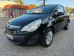 Schwarz Gebraucht 2013 Opel Corsa Kleinwagen | 4.950 € (Etwas zu teuer)