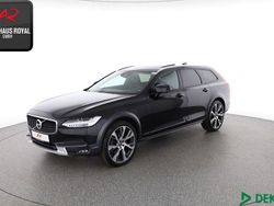 Schwarz (metallic) Gebraucht 2019 Volvo V90 CC Kombi | 33.880 € (Fairer Preis)