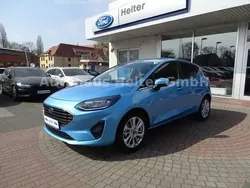 Blau Gebraucht 2022 Ford Fiesta Titanium Kleinwagen | 15.490 € (Guter Preis)