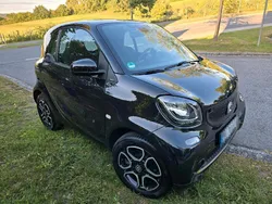 Schwarz Gebraucht 2016 Smart ForTwo Coupé Passion Coupé | 9.900 € (Fairer Preis)
