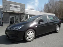 Schwarz Gebraucht 2018 Opel Astra Edition Kombi | 5.150 € (Fairer Preis)