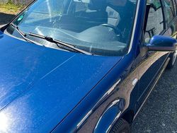 Blau Gebraucht 2001 VW Golf Limousine | 700 € (Superpreis)