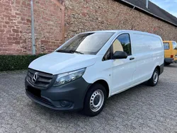 Weiß Gebraucht 2016 Mercedes Vito Van / Kleinbus | 12.700 €
