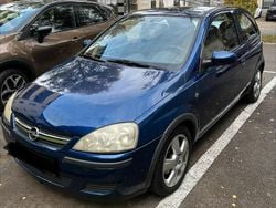 Blau Gebraucht 2004 Opel Corsa Kleinwagen | 690 € (Guter Preis)