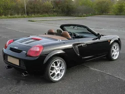 Schwarz Gebraucht 2002 Toyota MR2 Edition Cabrio | 13.350 €