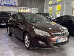 Braun Gebraucht 2012 Opel Astra Kombi | 3.900 € (Guter Preis)